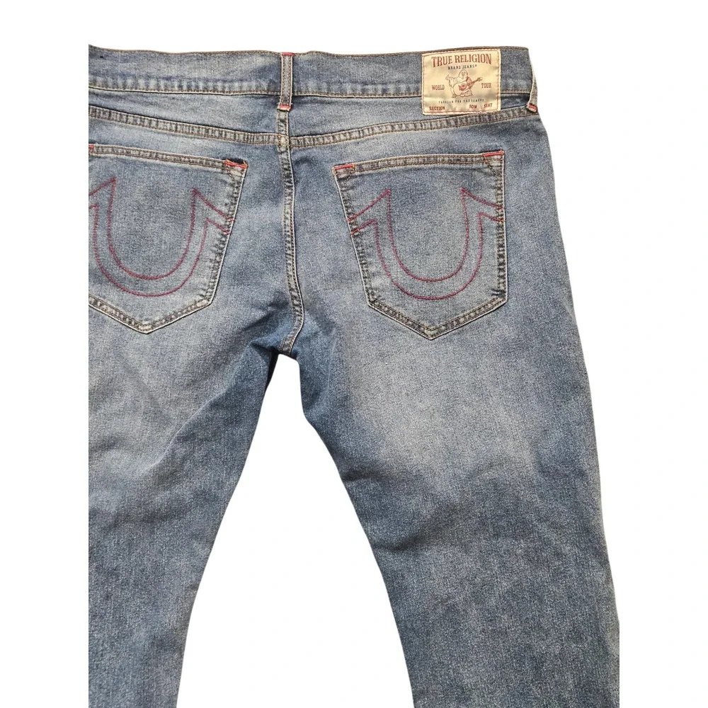 True Religion Ricky Relaxed Straight Jeans Mens 40 Medium Wash Blue Red Stitch